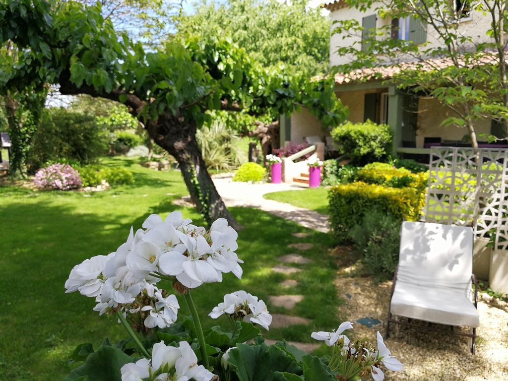 La Bastide Des Muriers Deaux Exteriér fotografie
