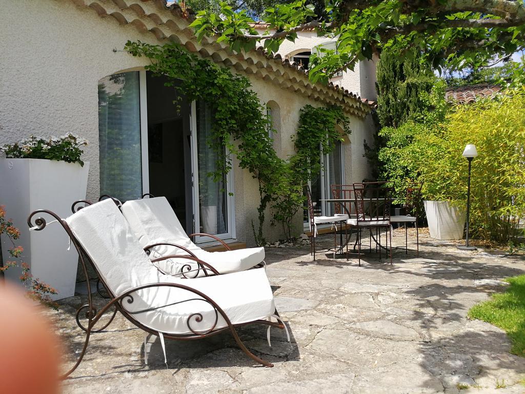 La Bastide Des Muriers Deaux Exteriér fotografie